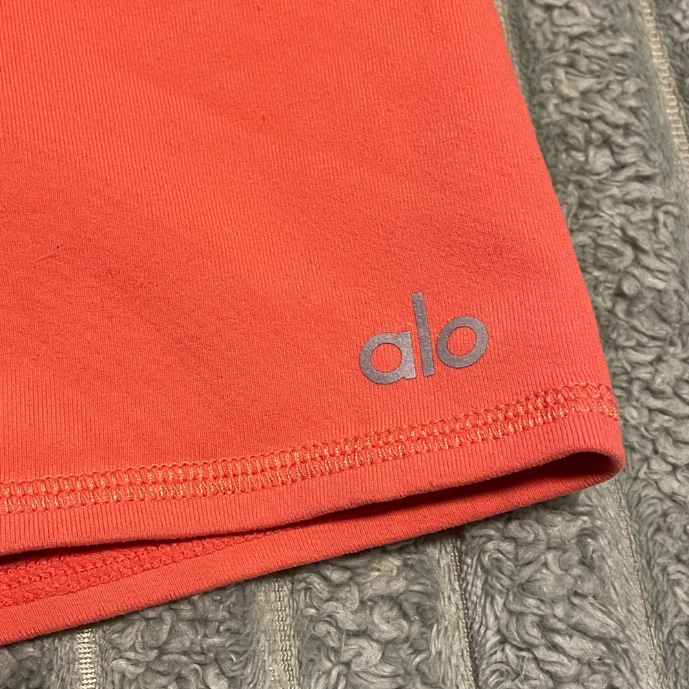 ALO Yoga Airlift Energy Bike Shorts - Medium - Picture 3 of 5